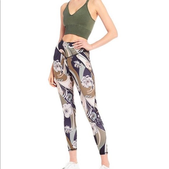 Free People Movement Wave Crush Leggings - Picture 1 of 11